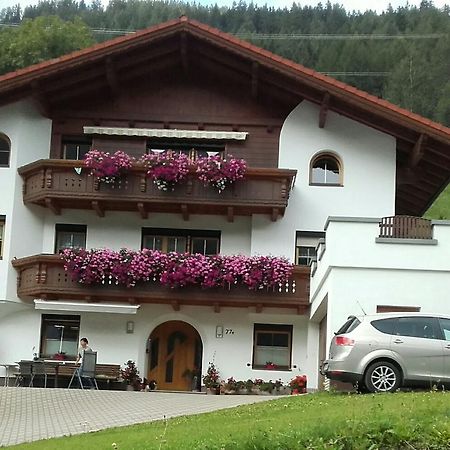 Apartment Maierhof Flirsch Exterior photo